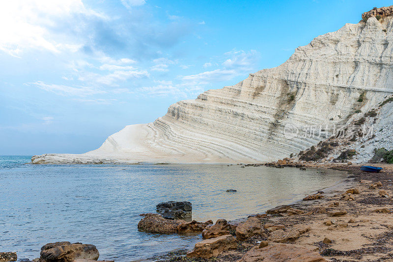 西西里岛的旅游景点-土耳其阶梯(Scala dei Turchi)